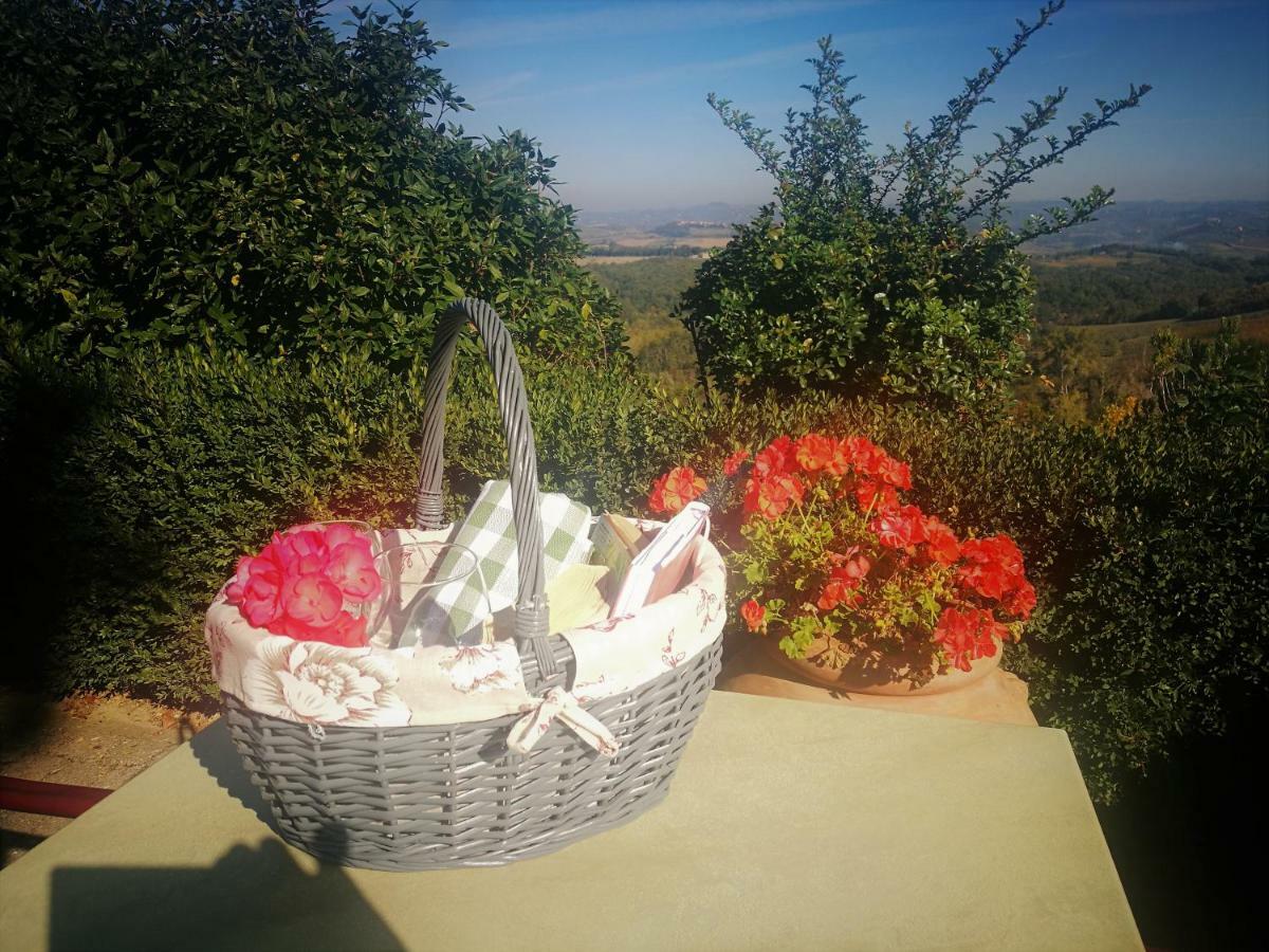 Castello Di Fulignano Soarzio Panoramic Apartment San Gimignano Bagian luar foto