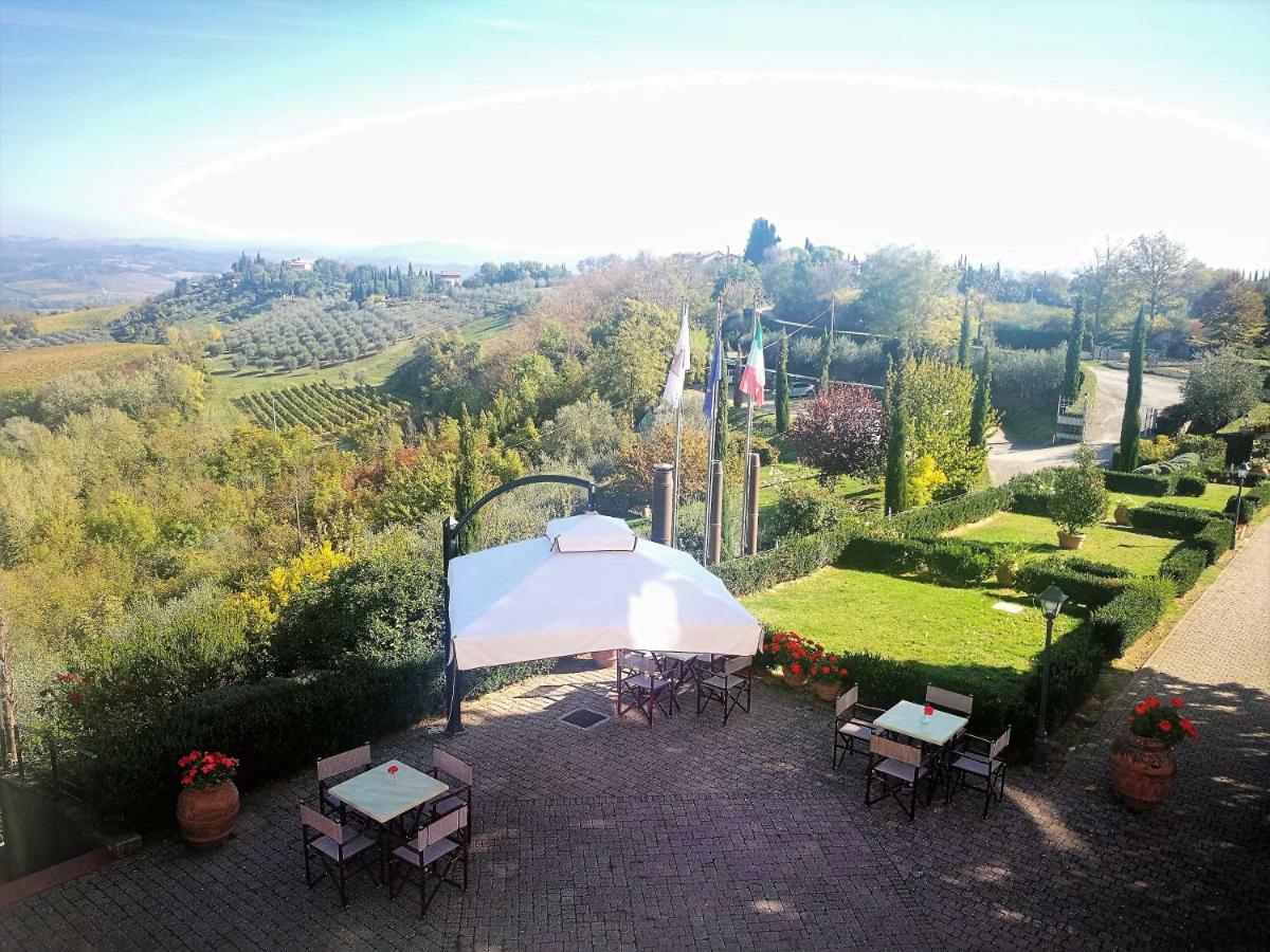 Castello Di Fulignano Soarzio Panoramic Apartment San Gimignano Bagian luar foto